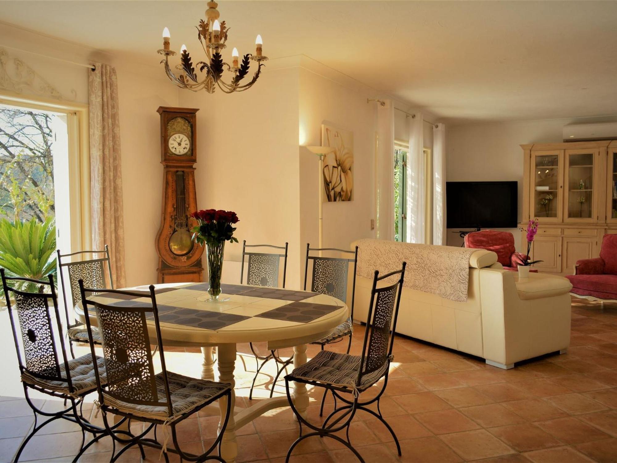 Peaceful Villa In Saint Paul De Vence With Pool Zewnętrze zdjęcie